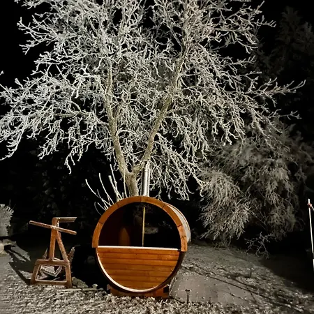 Ecole Buissonniere 4*